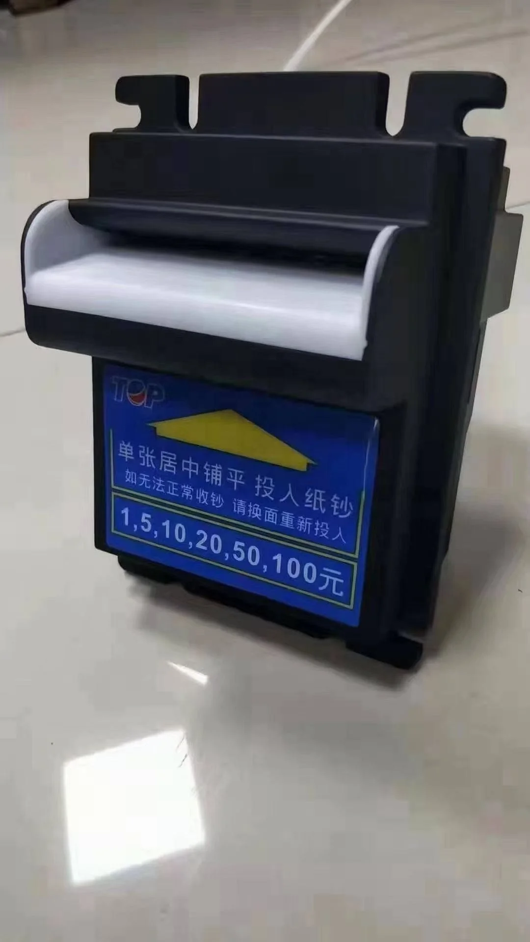 Vending Q - # Aceptador de validador de billetes